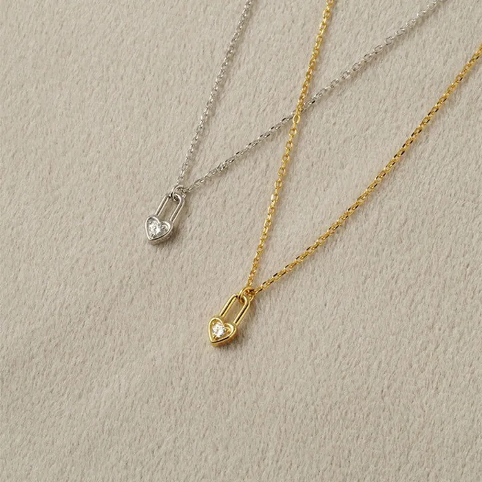 CJ Female Sex Toys Gleam 14K GoldPlated Lock Head Choker Necklace