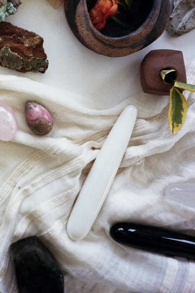 Rabbit Jade Slim Chakrubs Vibrators